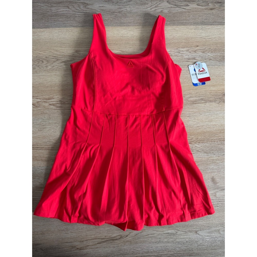 Women athletic pleated dress XL
